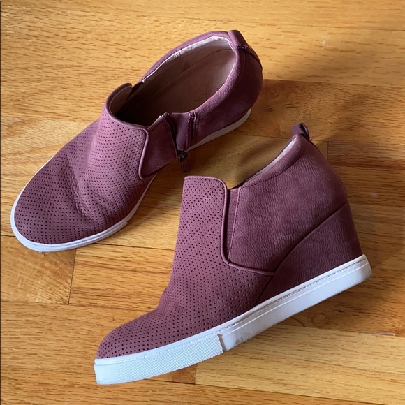 caslon aiden wedge sneaker black